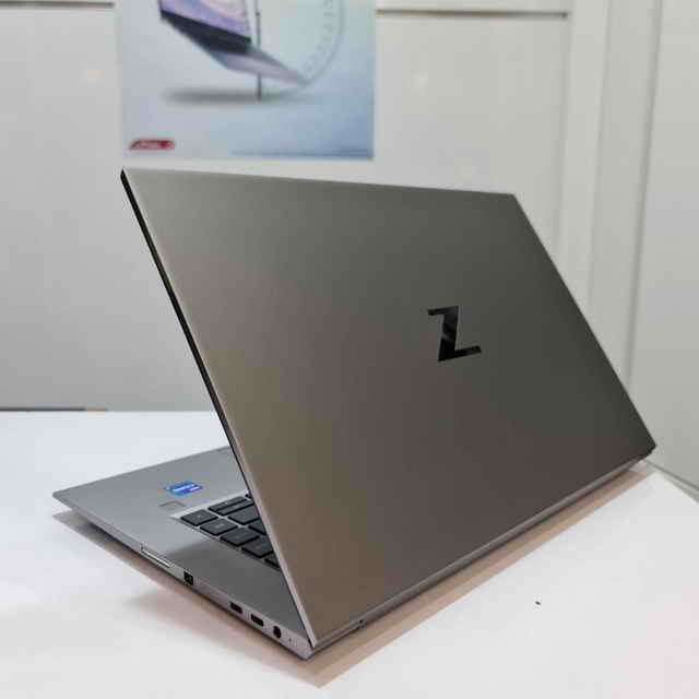 لپ تاپ اچ پی جعبه باز زدبوک 15 اینچی HP ZBook Studio G8
