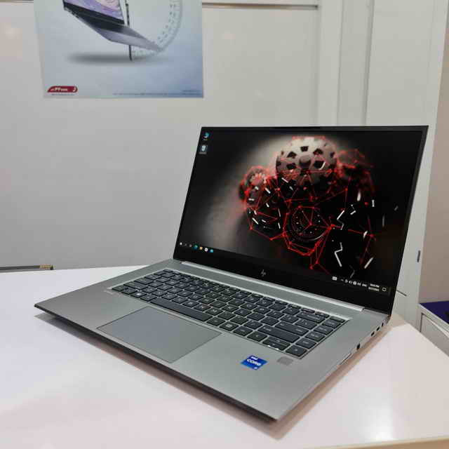 لپ تاپ اچ پی جعبه باز زدبوک 15 اینچی HP ZBook Studio G8