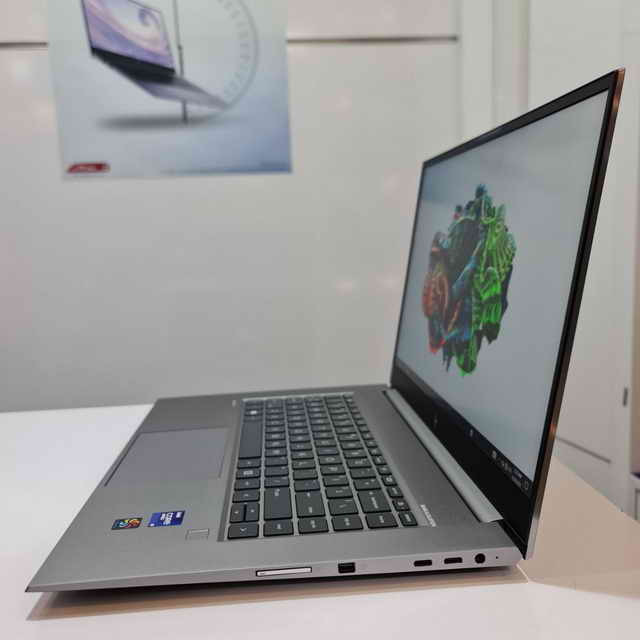 لپ تاپ اچ پی جعبه باز زدبوک 15 اینچی HP ZBook Studio G8